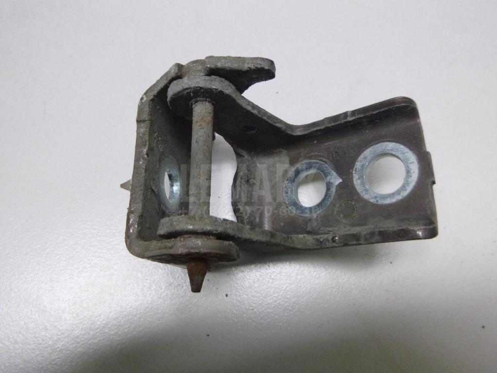 Петля двери для  Audi Q6 2022