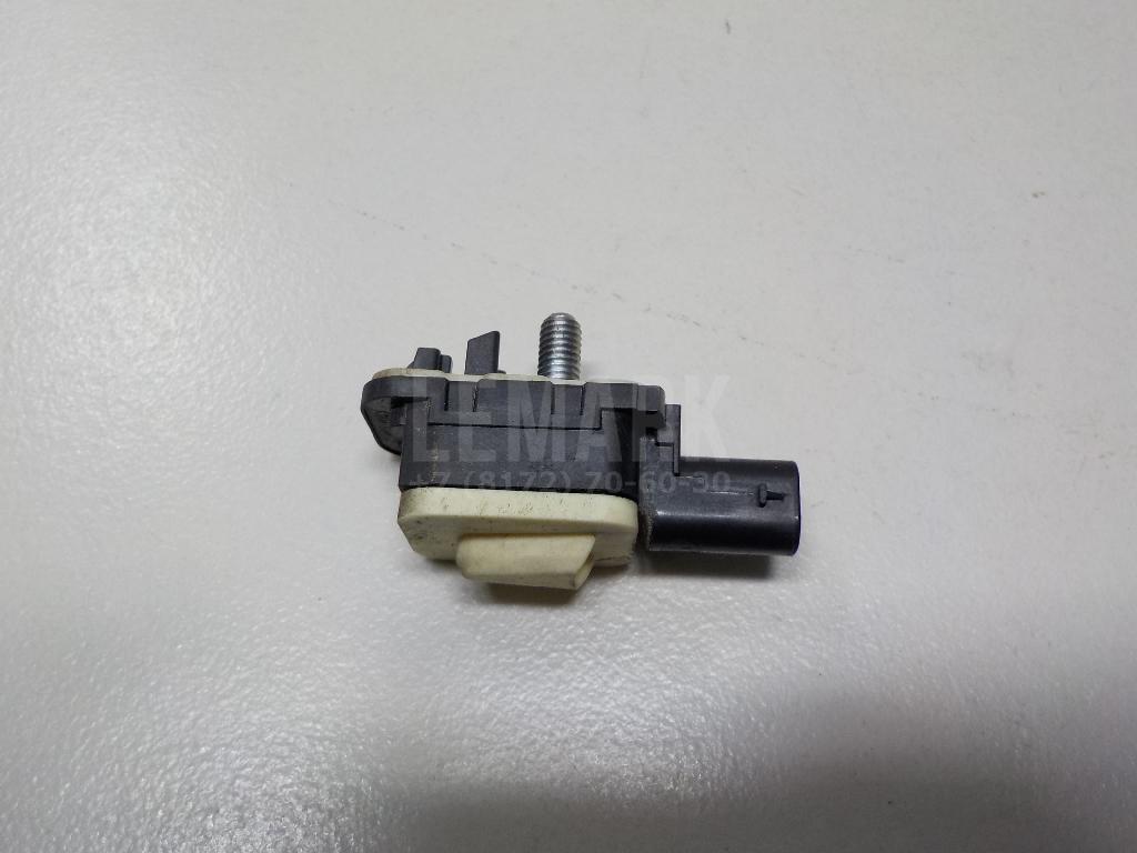 Датчик AIR BAG 7P0959354 VAG
