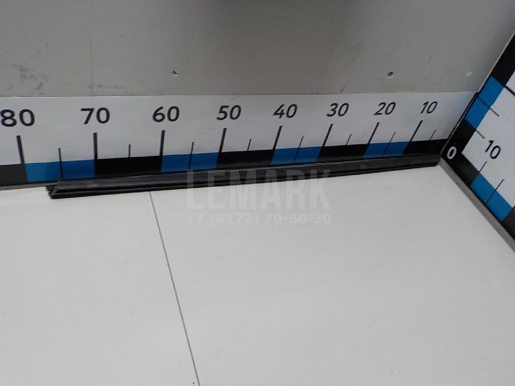 Накладка стекла переднего правого для  Avatr 12 2023