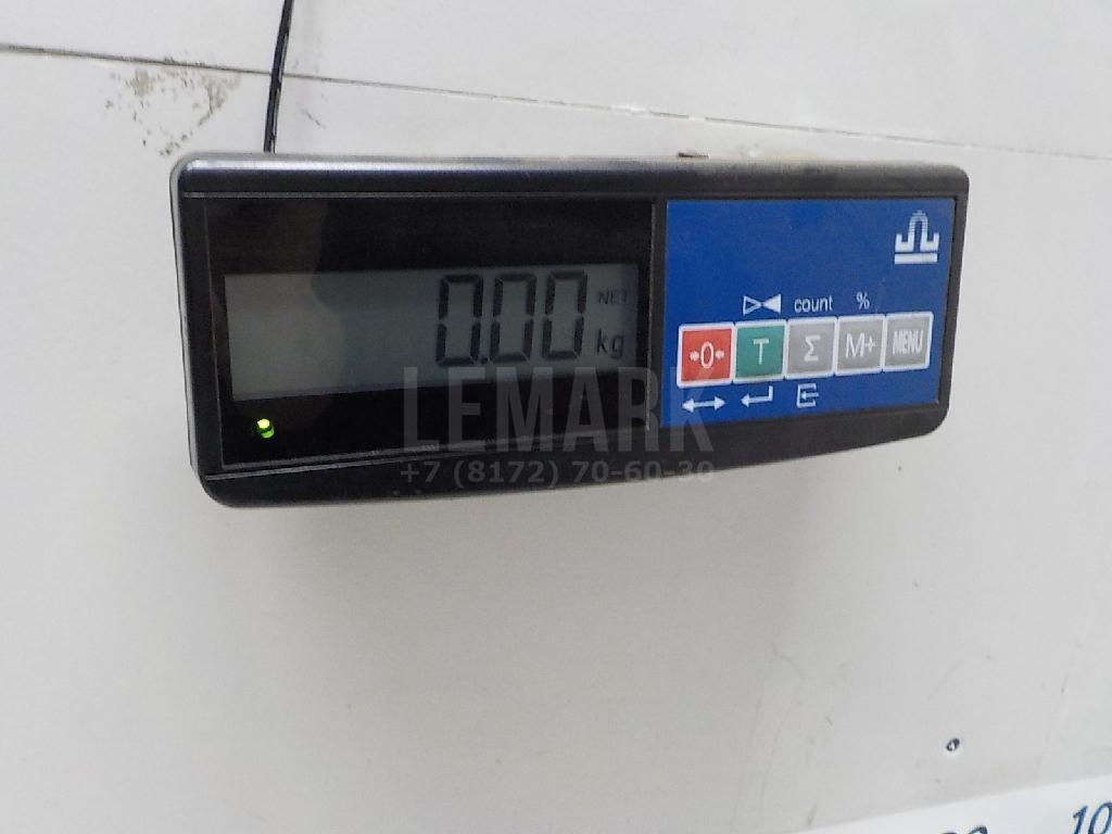 Эмблема на крышку багажника для  BPW R 1982