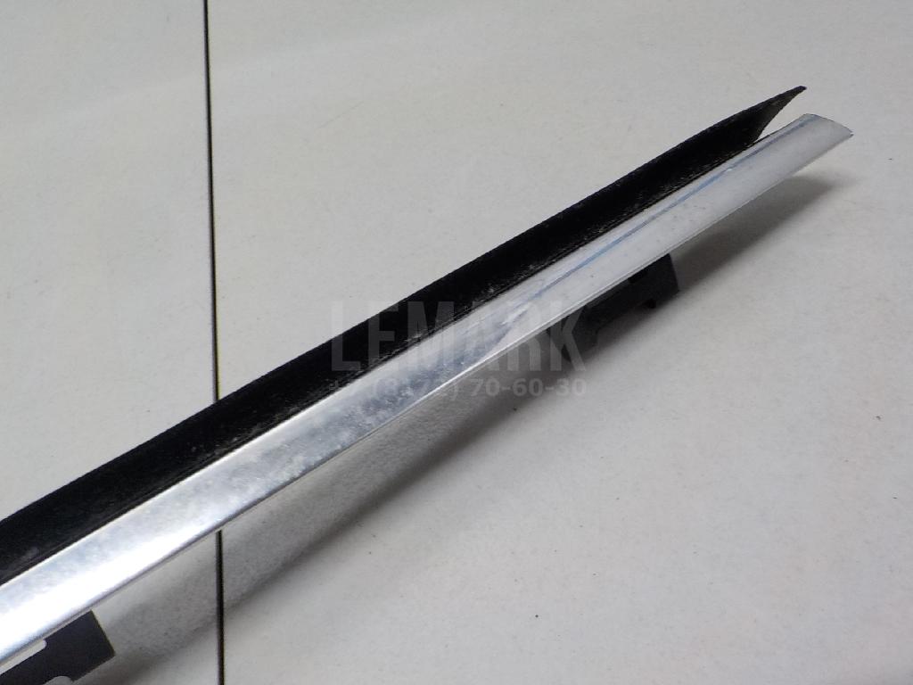 Накладка стекла заднего правого для  BMW 1-serie E82/E88 2007-2013