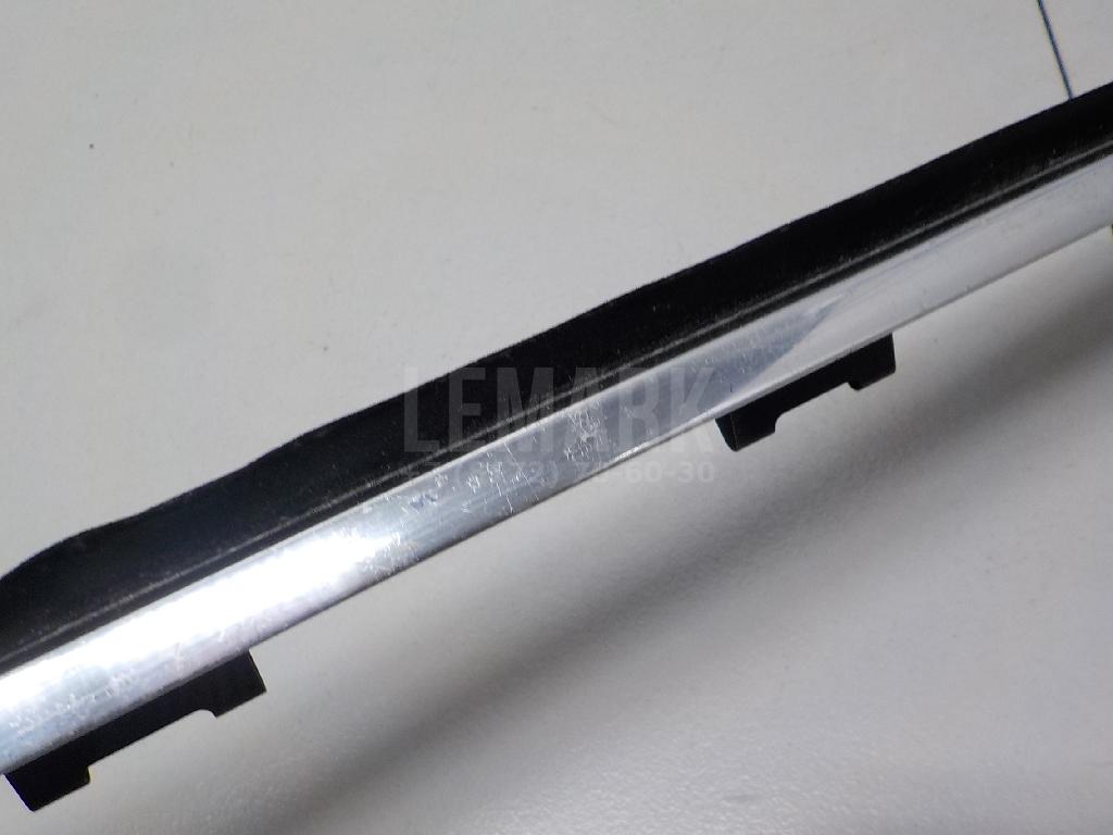 Накладка стекла заднего правого для  BMW 1-serie E82/E88 2007-2013