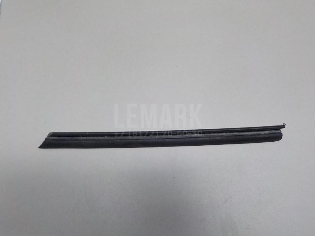 Накладка стекла заднего левого для  Cadillac ATS 2012-2019
