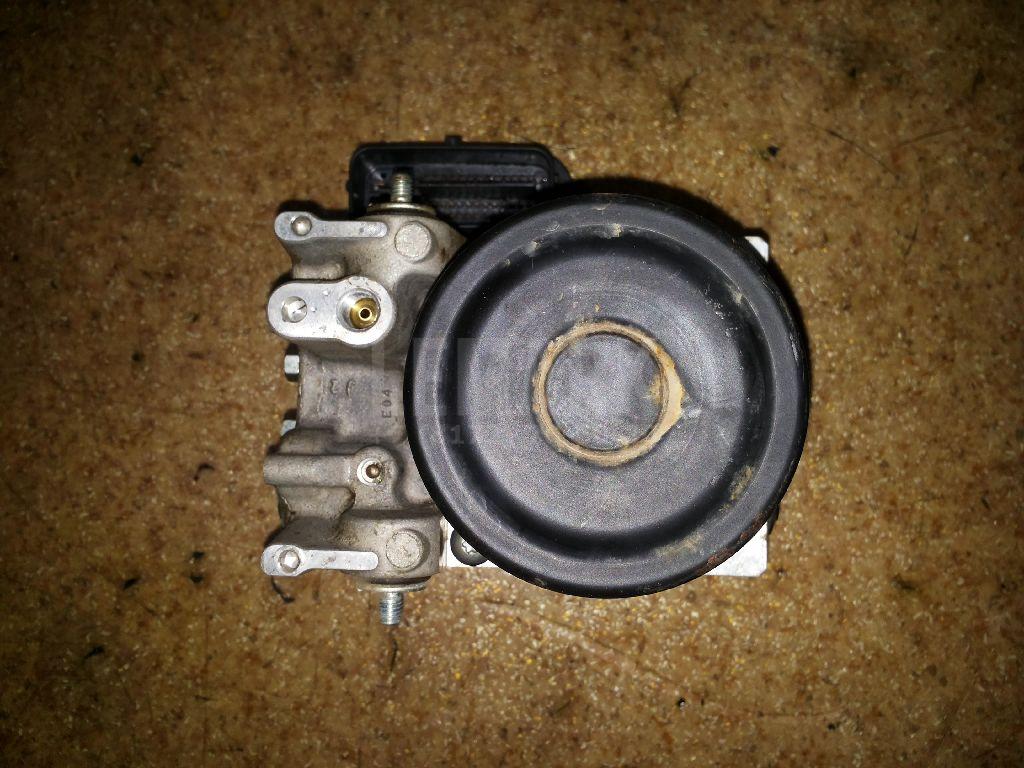 Блок ABS (насос) 4405042230 Toyota