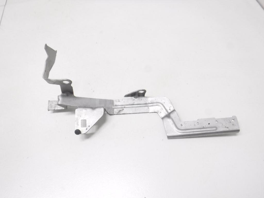 Кронштейн (сопут. товар) для  BMW 6-serie E64 2004-2009