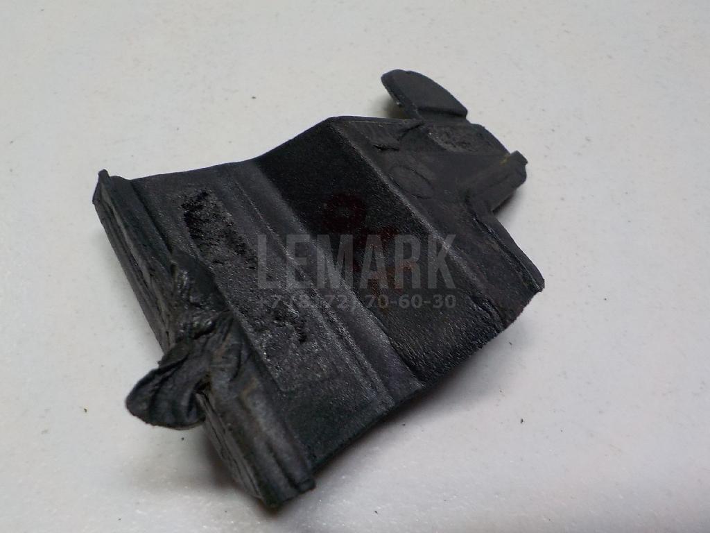 Уплотнитель (внутри) для  Audi A4 [B7] 2005-2007