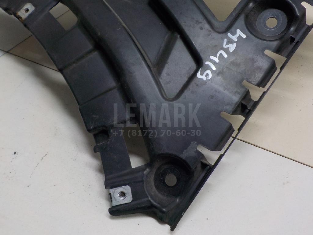 Кронштейн заднего бампера правый для  BMW 1-serie E82/E88 2007-2013