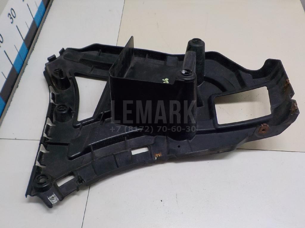 Кронштейн заднего бампера правый для  BMW 1-serie E82/E88 2007-2013
