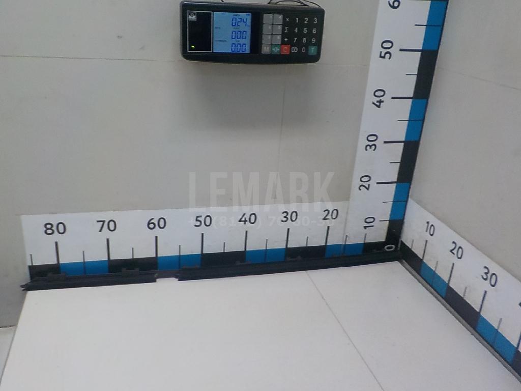 Накладка стекла заднего левого