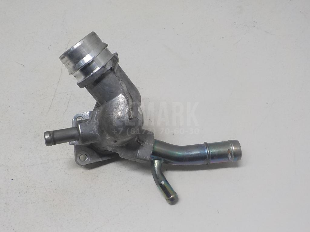Фланец двигателя системы охлаждения 256002B702 Hyundai-Kia