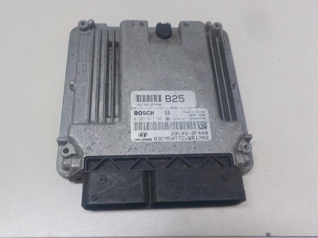 Блок управления двигателем 391032F440 Hyundai-Kia