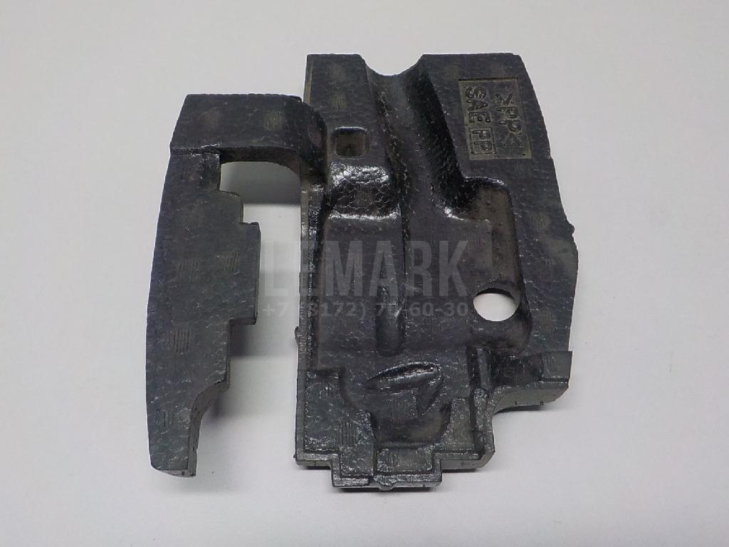 Кожух рулевой колонки нижний 48472JG40A Nissan