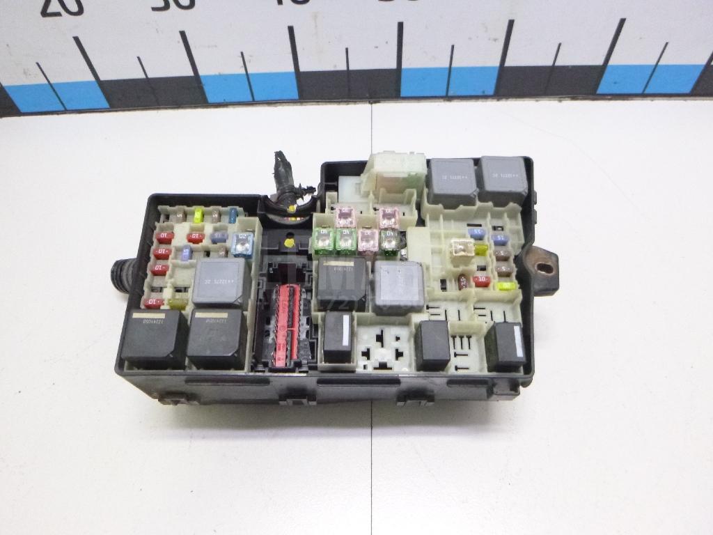 Корпус блока предохранителей AV6T14A067AD Ford
