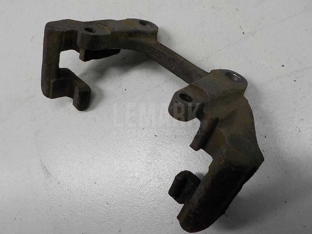 Скоба суппорта переднего для  BMW 5-serie E60/E61 2003-2009