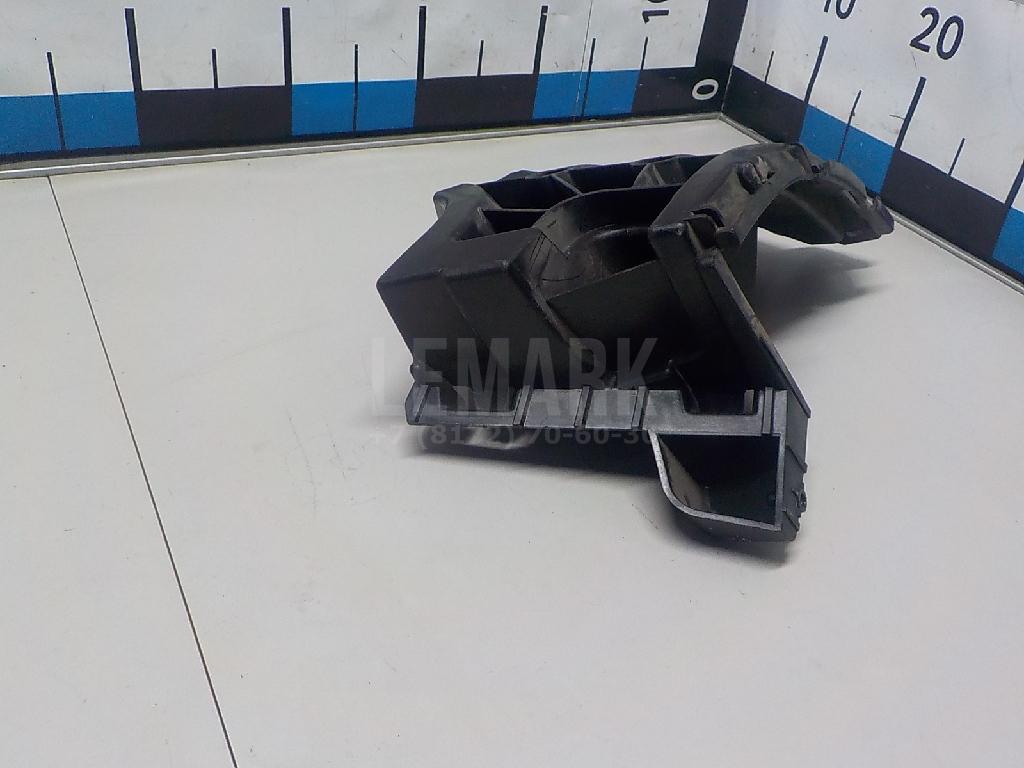 Направляющая заднего бампера левая для  BMW X5 E53 2000-2007