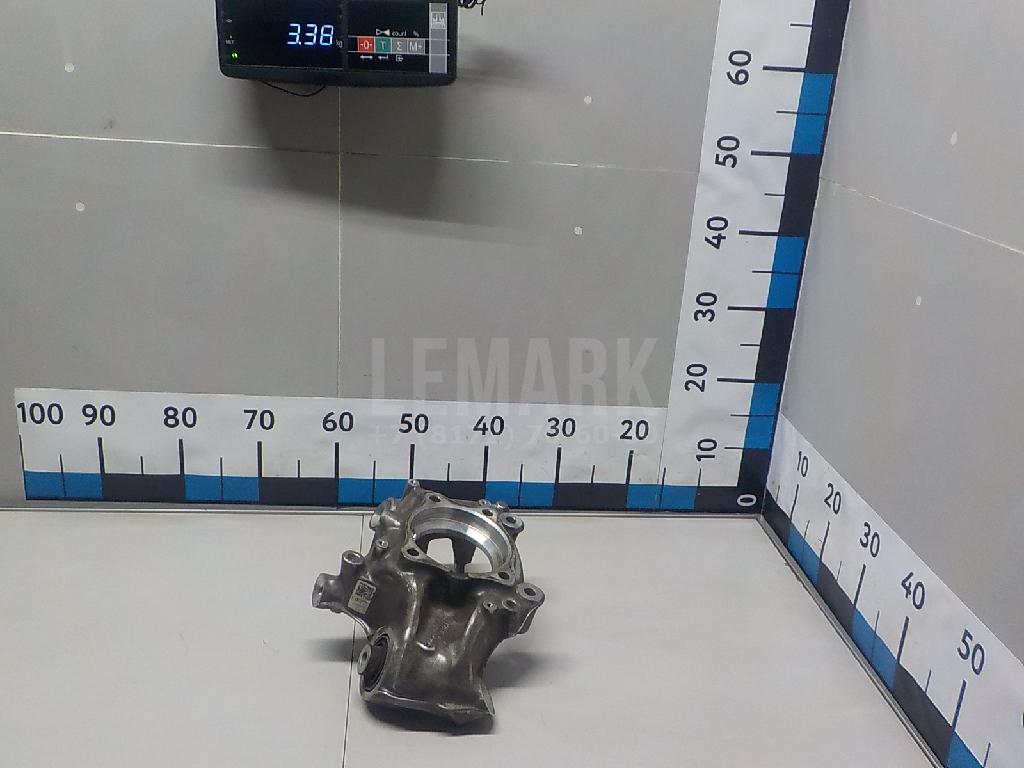 Кулак поворотный задний правый для  Audi V8 1988-1994