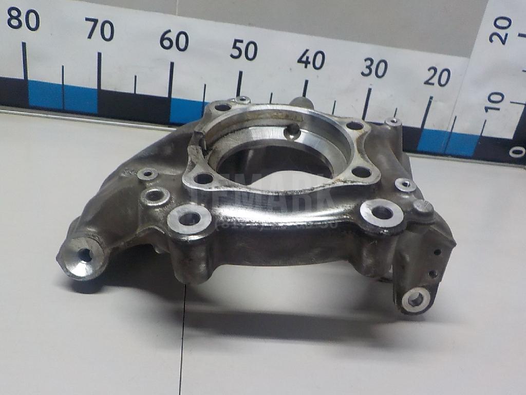 Кулак поворотный задний правый для  Audi V8 1988-1994