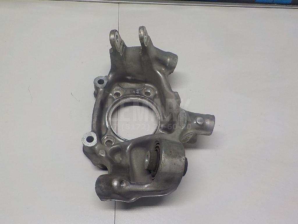 Кулак поворотный задний правый для  Audi V8 1988-1994
