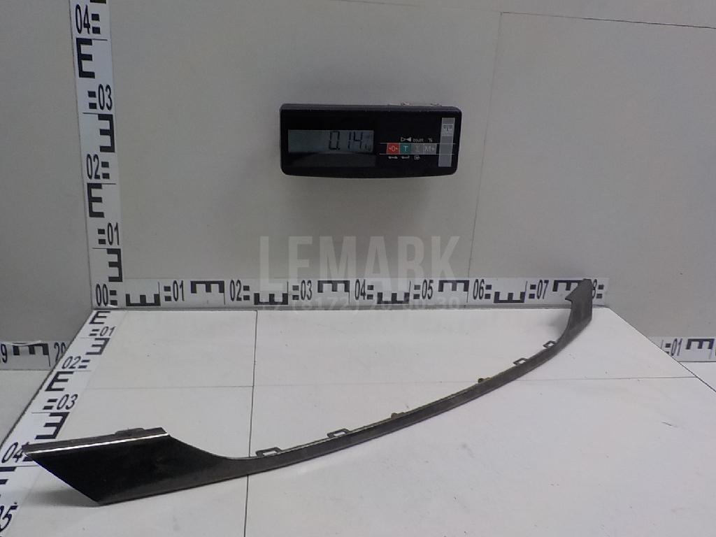 Накладка на решетку радиатора 863562W010 Hyundai-Kia