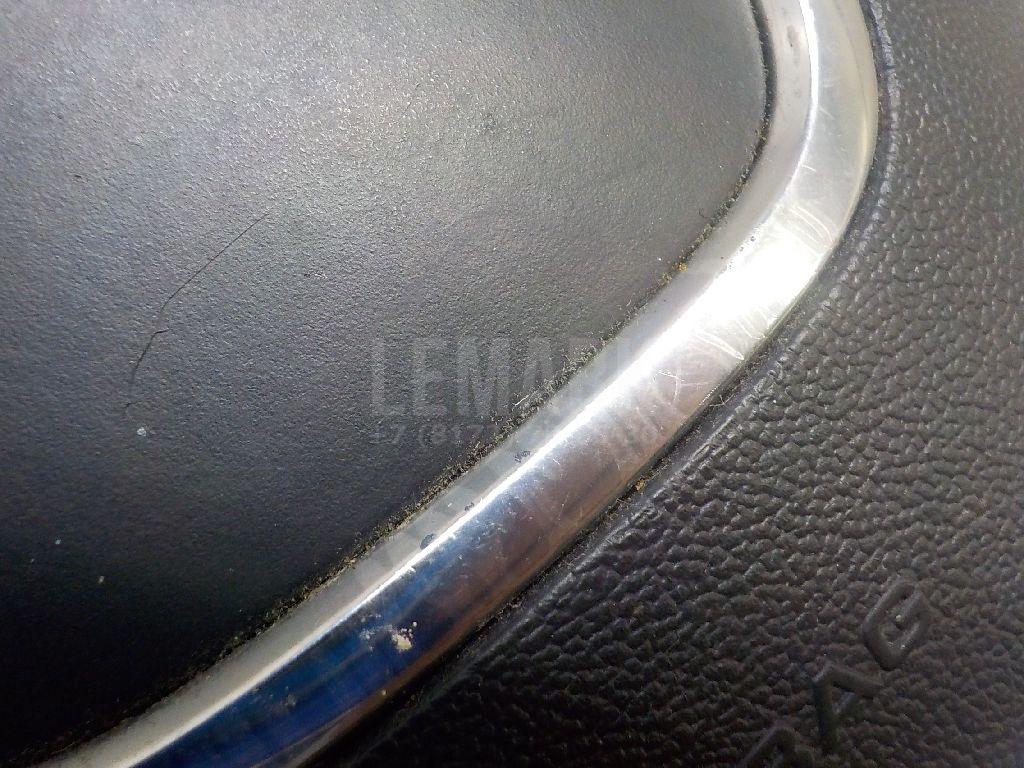 Подушка безопасности в рулевое колесо для  BMW X3 E83 2004-2010