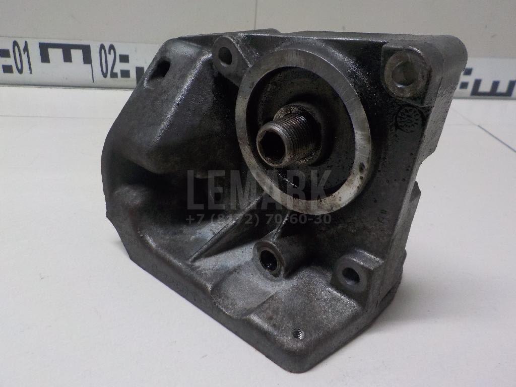 Кронштейн масляного фильтра 1385380 Ford