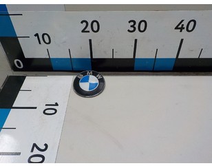 Эмблема на крышку багажника для BMW 2-serie F22/F23/F87 2013-2020 с разборки состояние хорошее