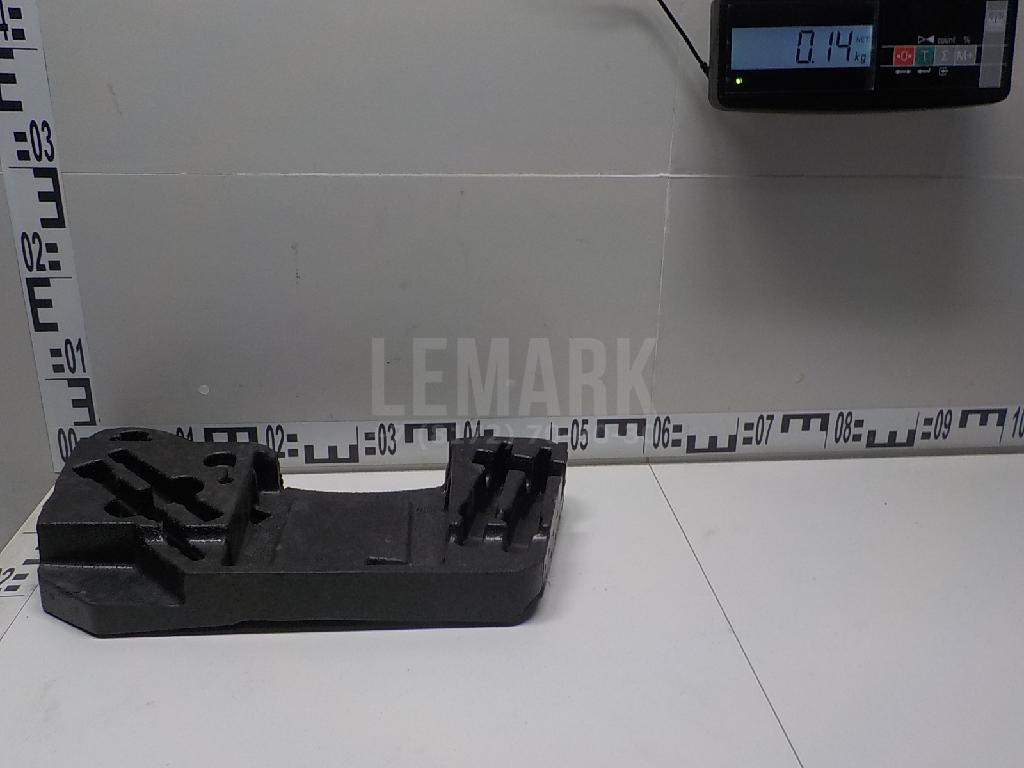 Ящик для инструментов 7P0012112F VAG