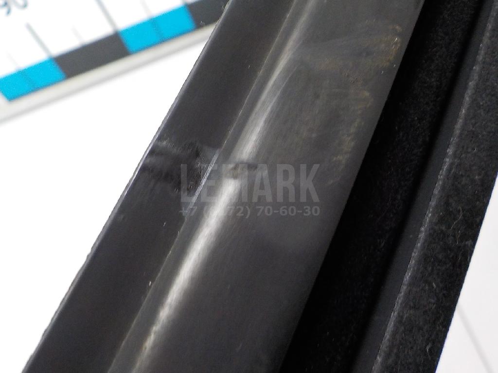 Уплотнитель стекла двери для  Citroen C3 Picasso 2008-2017