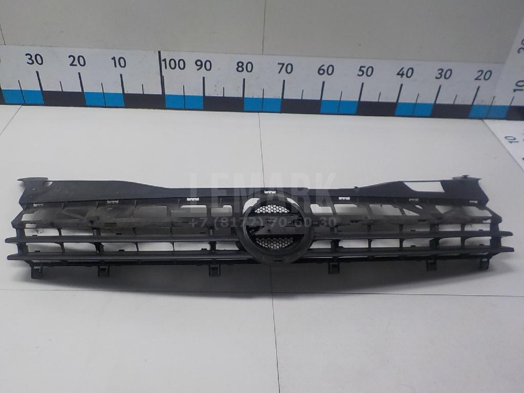 Решетка радиатора 6320114 GM