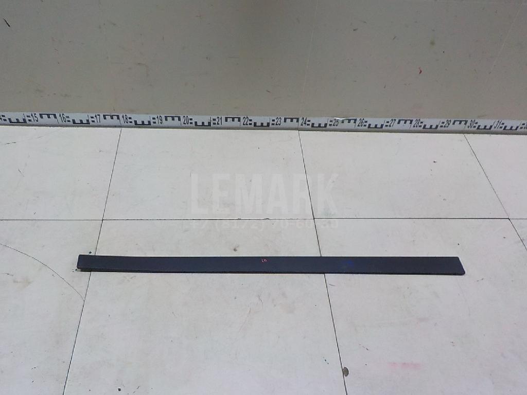 Молдинг передней левой двери 87721D7000 Hyundai-Kia