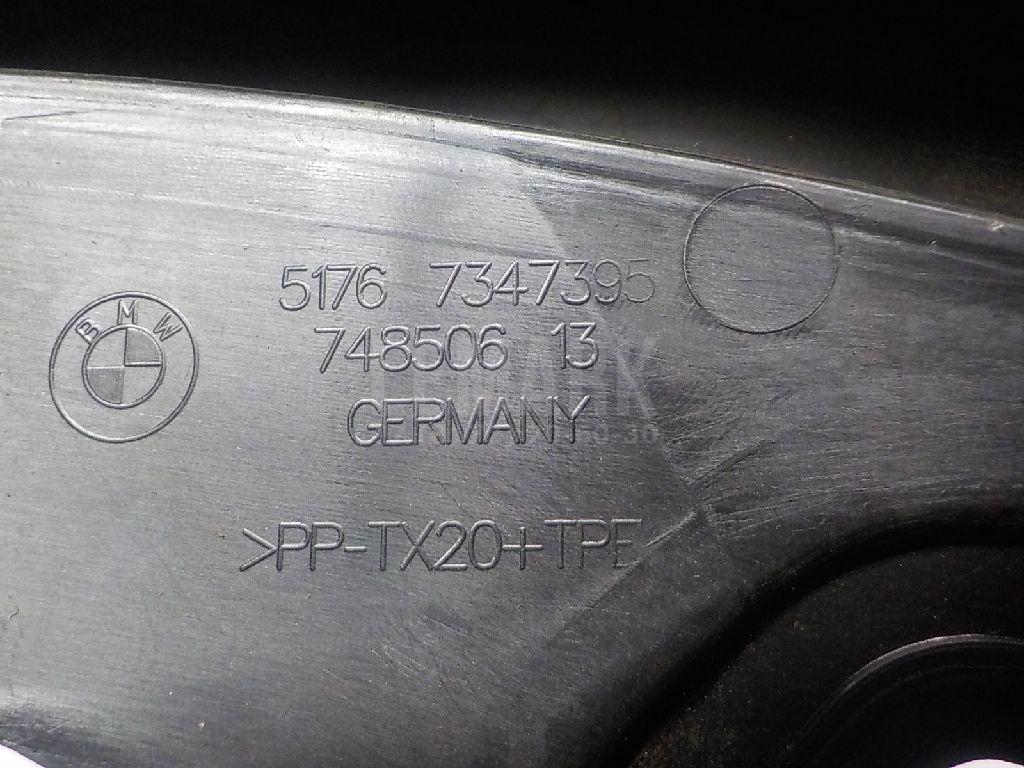 Уплотнитель капота для  BMW 7-serie G11/G12 2015-2022