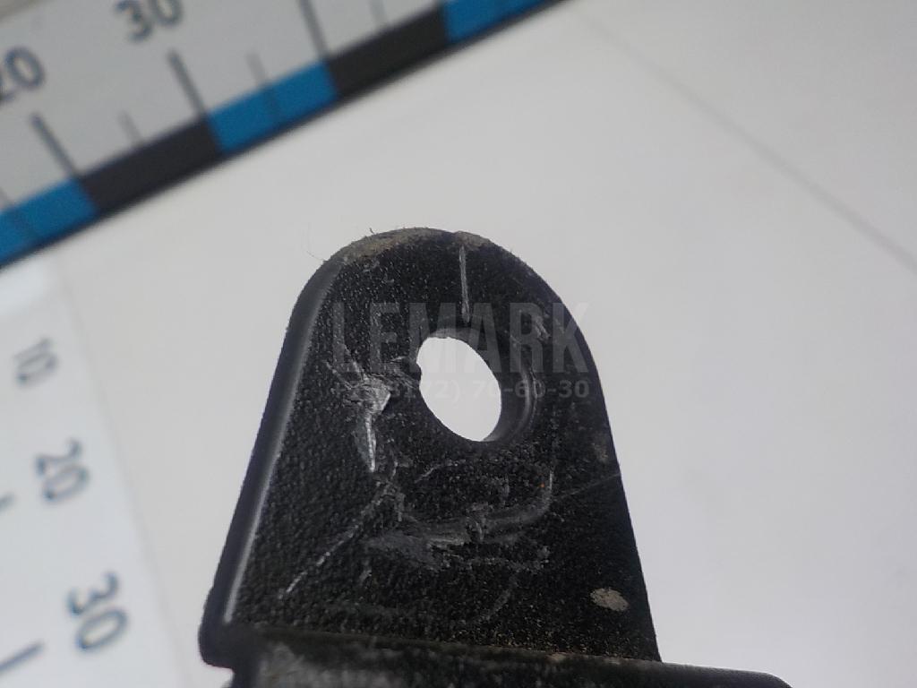 Уплотнитель капота для  BMW 7-serie G11/G12 2015-2022
