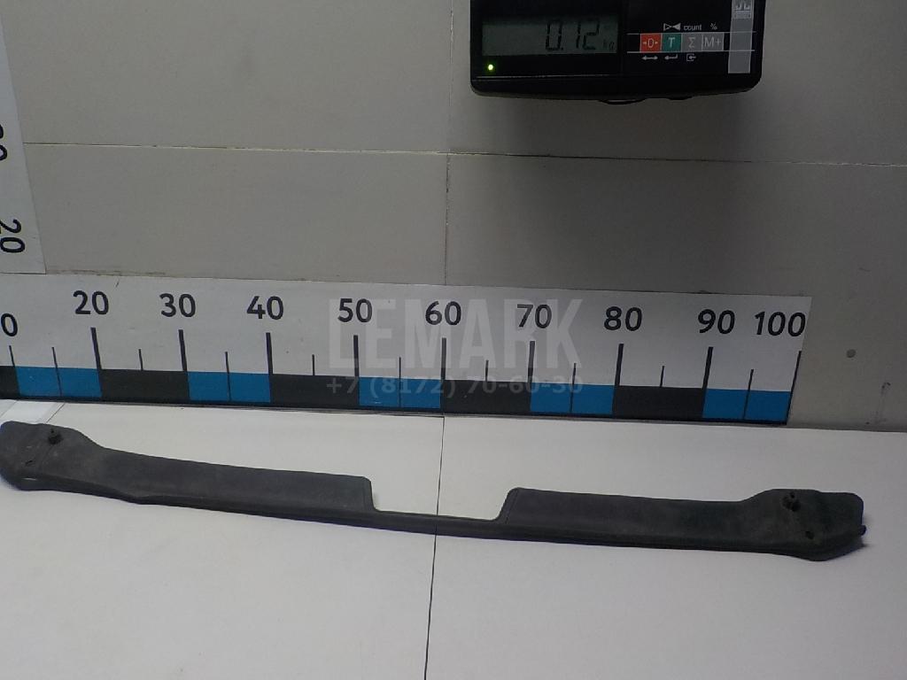 Уплотнитель капота для  BMW X1 F48 2014-2022