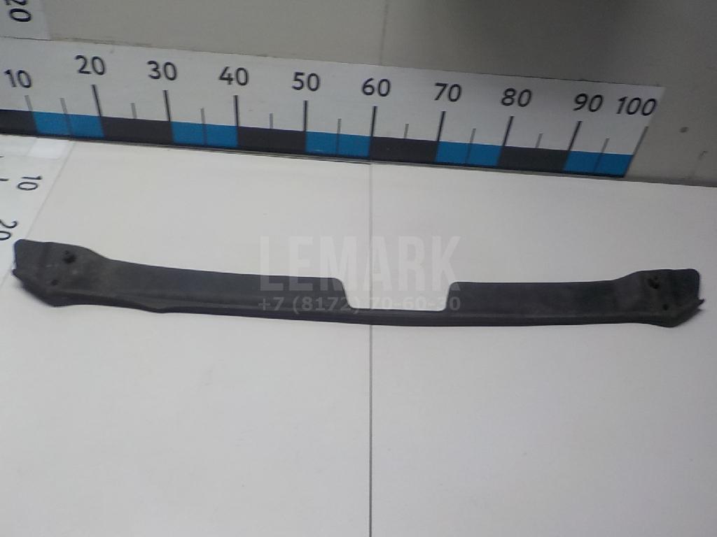Уплотнитель капота для  BMW X1 F48 2014-2022