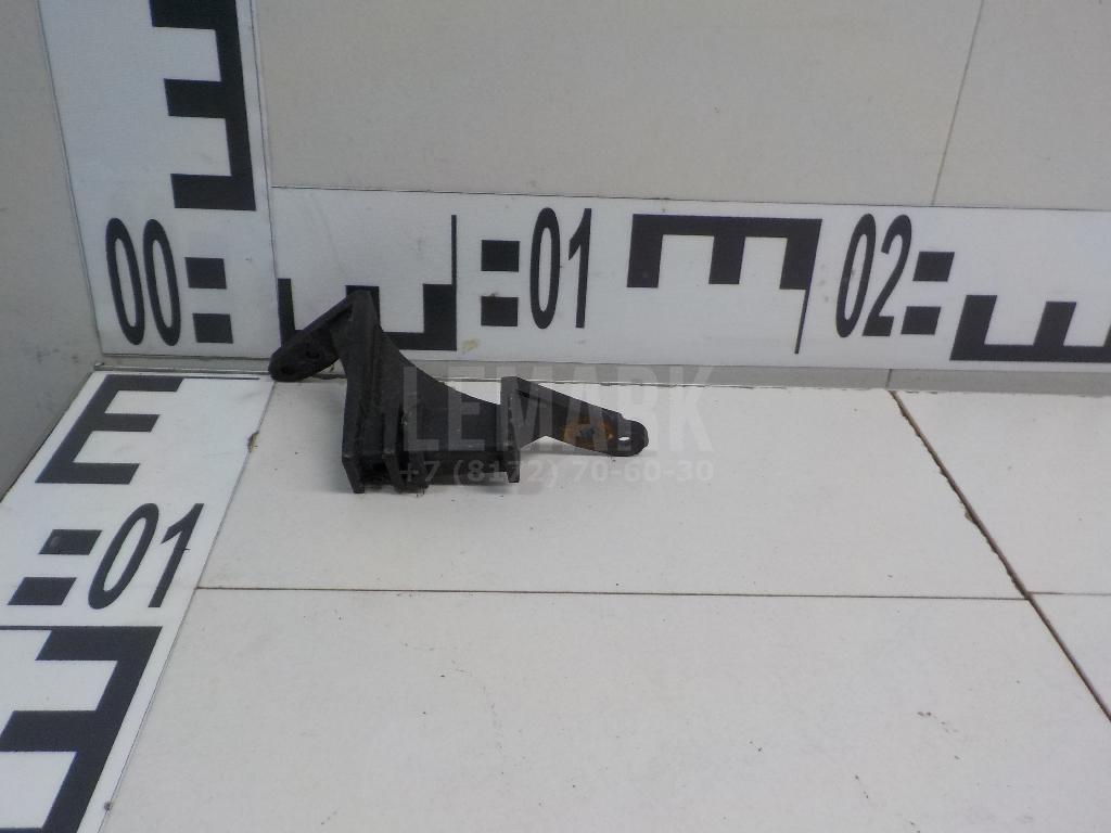 Кронштейн фары противотуманной правой 922322B000 Hyundai-Kia