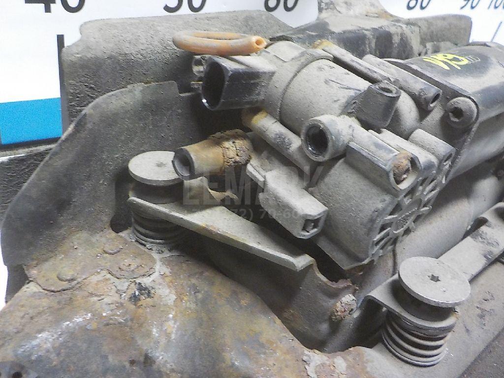 Насос регулировки подвески для  Audi V8 1988-1994