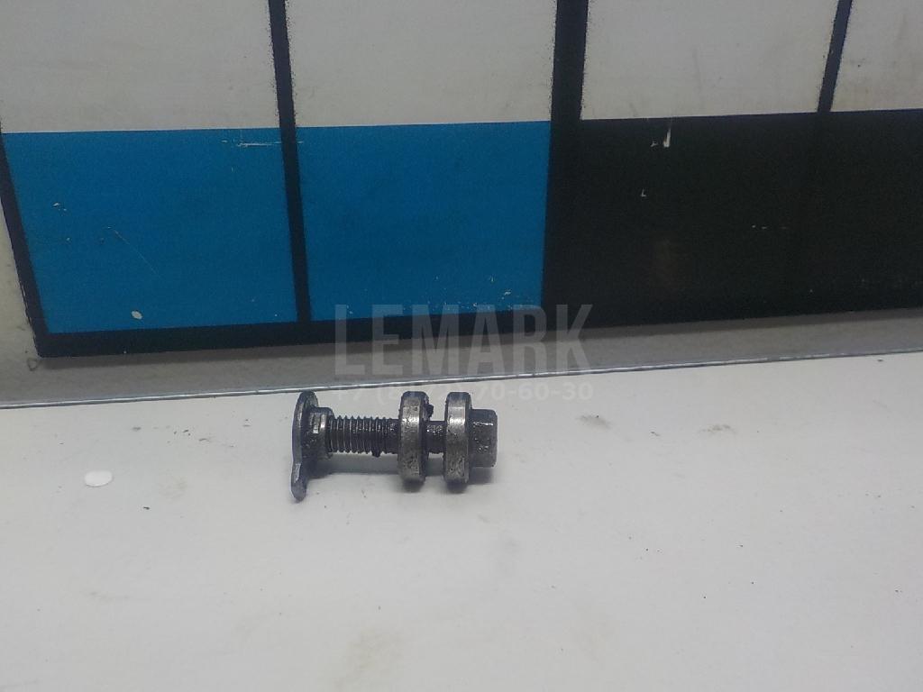 Винт 462633B000 Hyundai-Kia