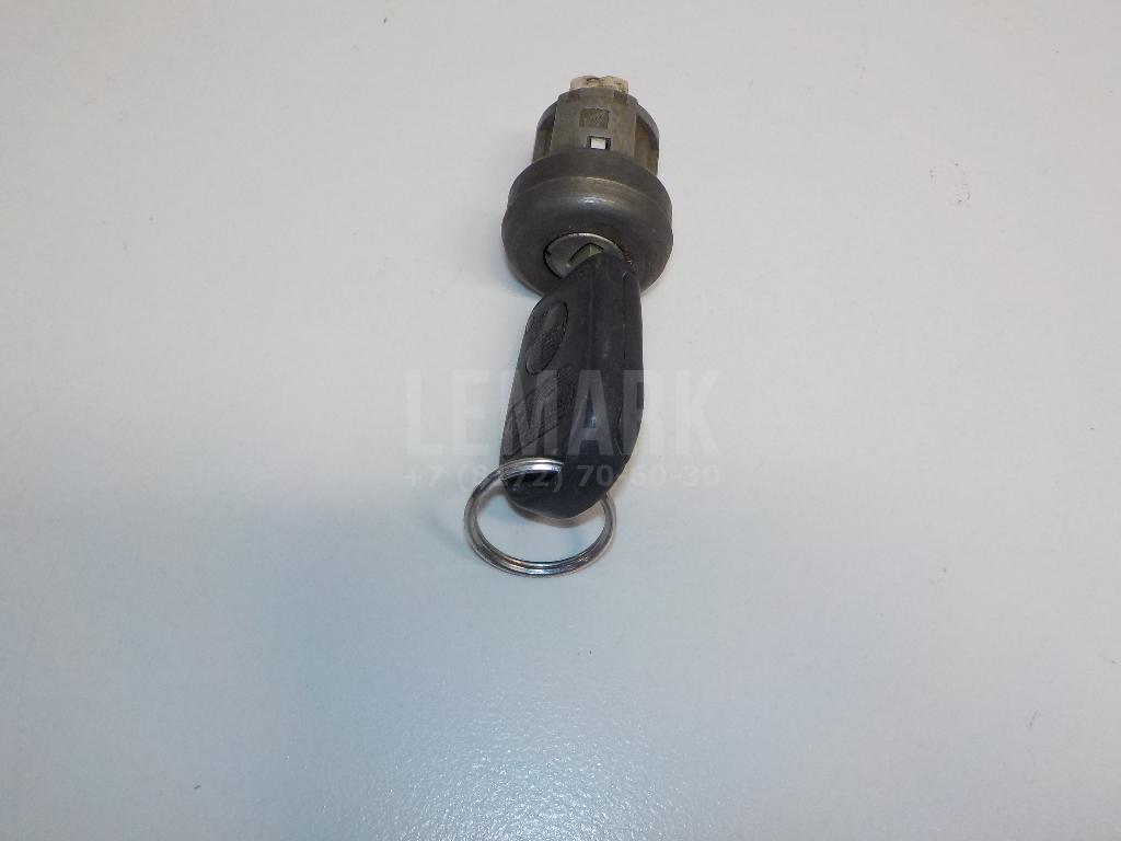 Вставка замка зажигания с ключом