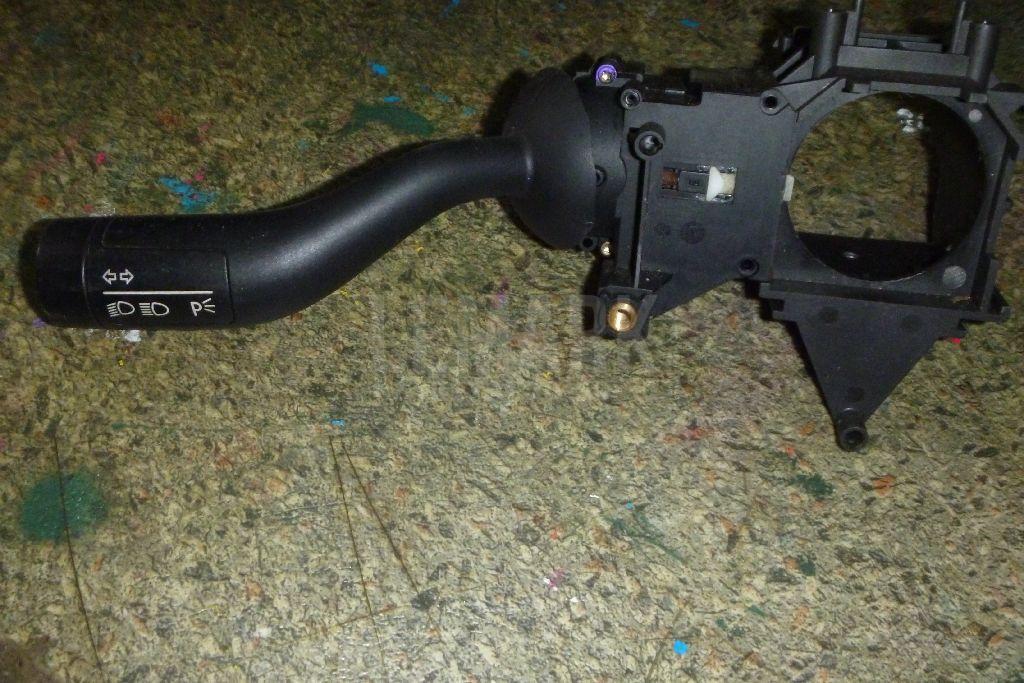 Переключатель поворотов подрулевой 3D0953513 VAG
