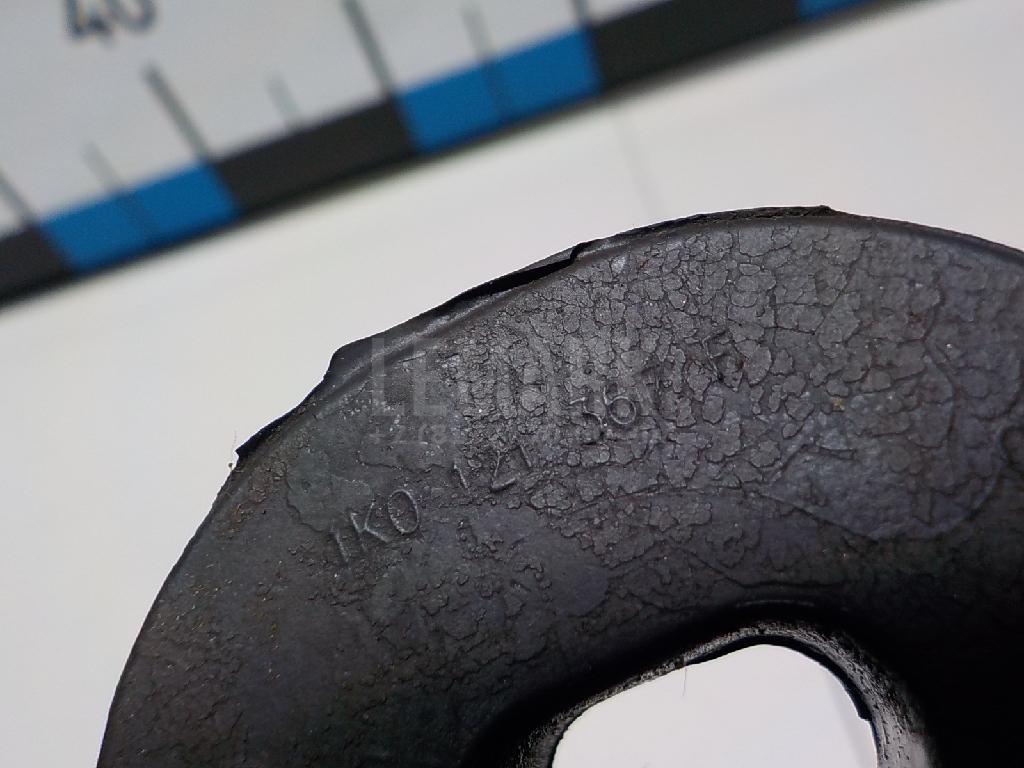 Подушка радиатора для  BMW X7 G07 2018
