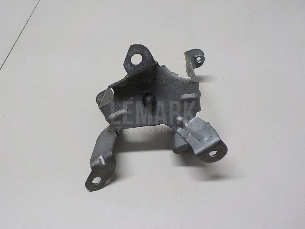 Кронштейн топливного фильтра 7P6127224 VAG