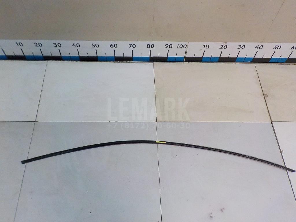 Накладка двери передней левой для  BMW X1 U11 2022
