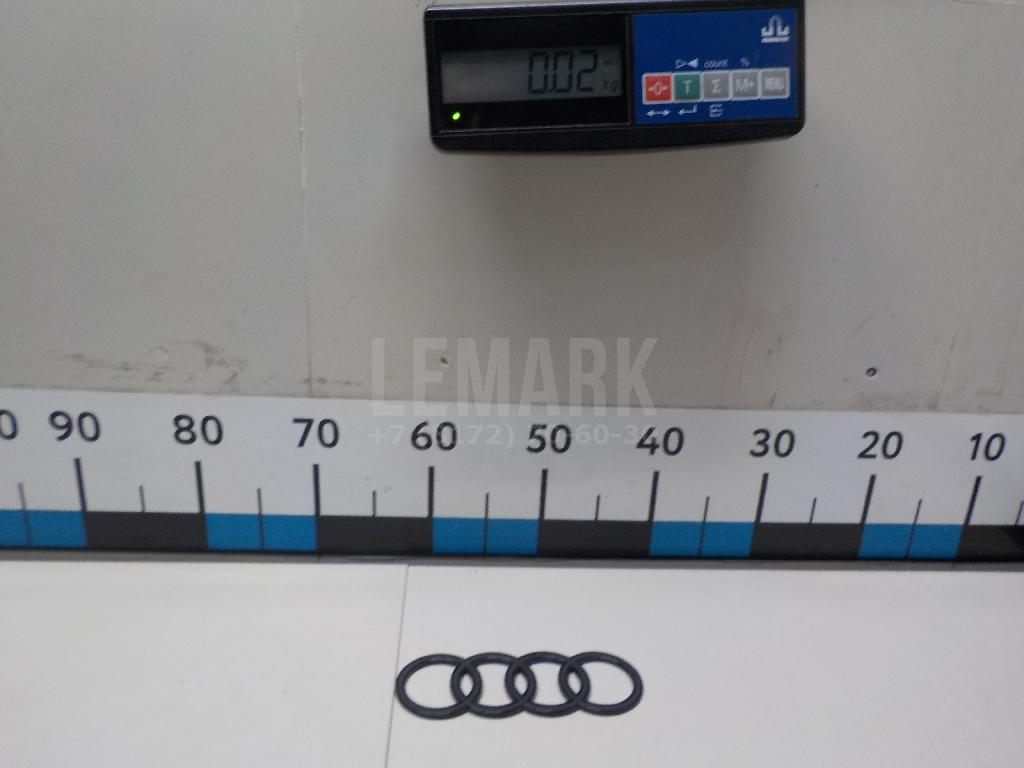 Эмблема на крышку багажника