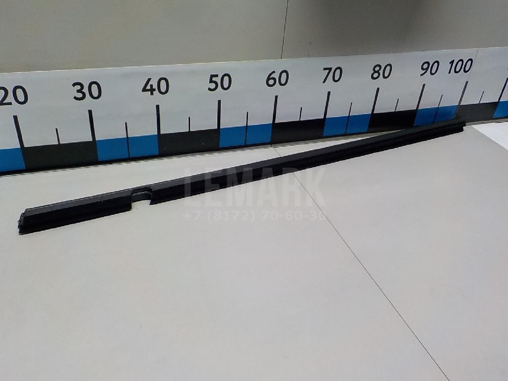 Накладка стекла заднего левого 3C5839471B5AP VAG