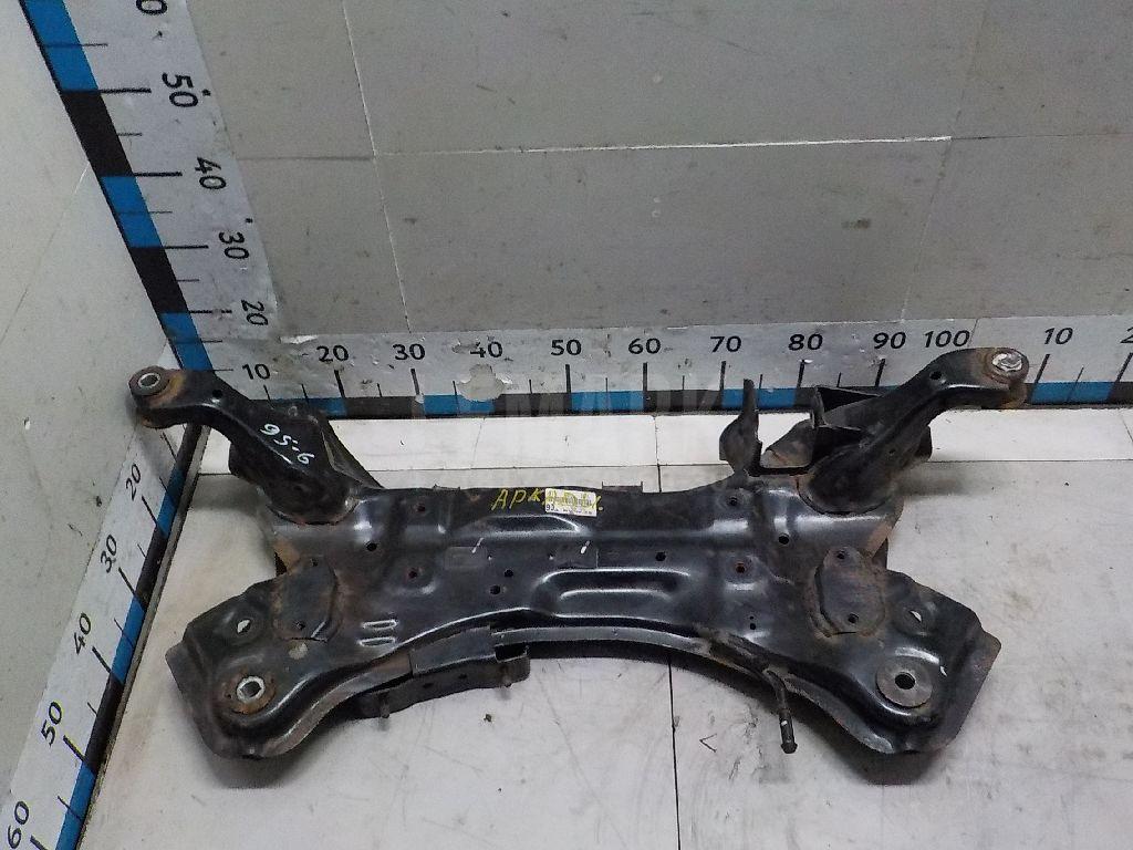 Балка подмоторная 624052W300 Hyundai-Kia