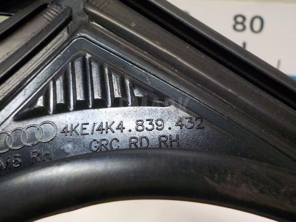 Уплотнитель стекла двери для  Audi Q7 [4L] 2005-2015
