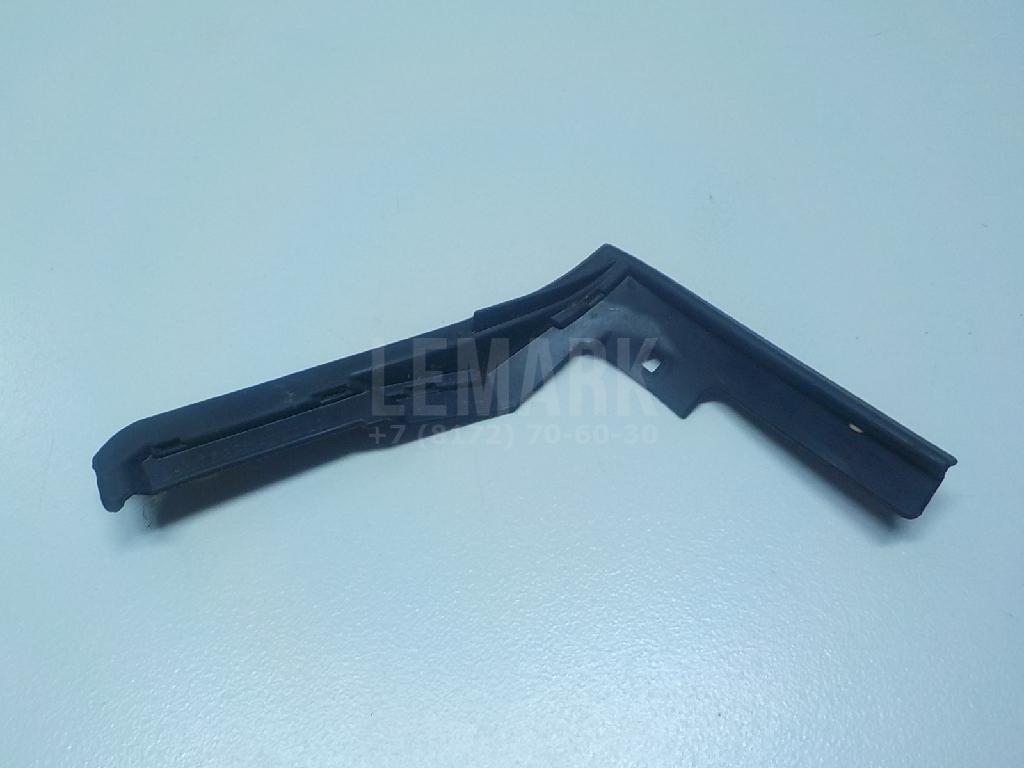 Прокладка (кузов наружные) 7689760010 Toyota