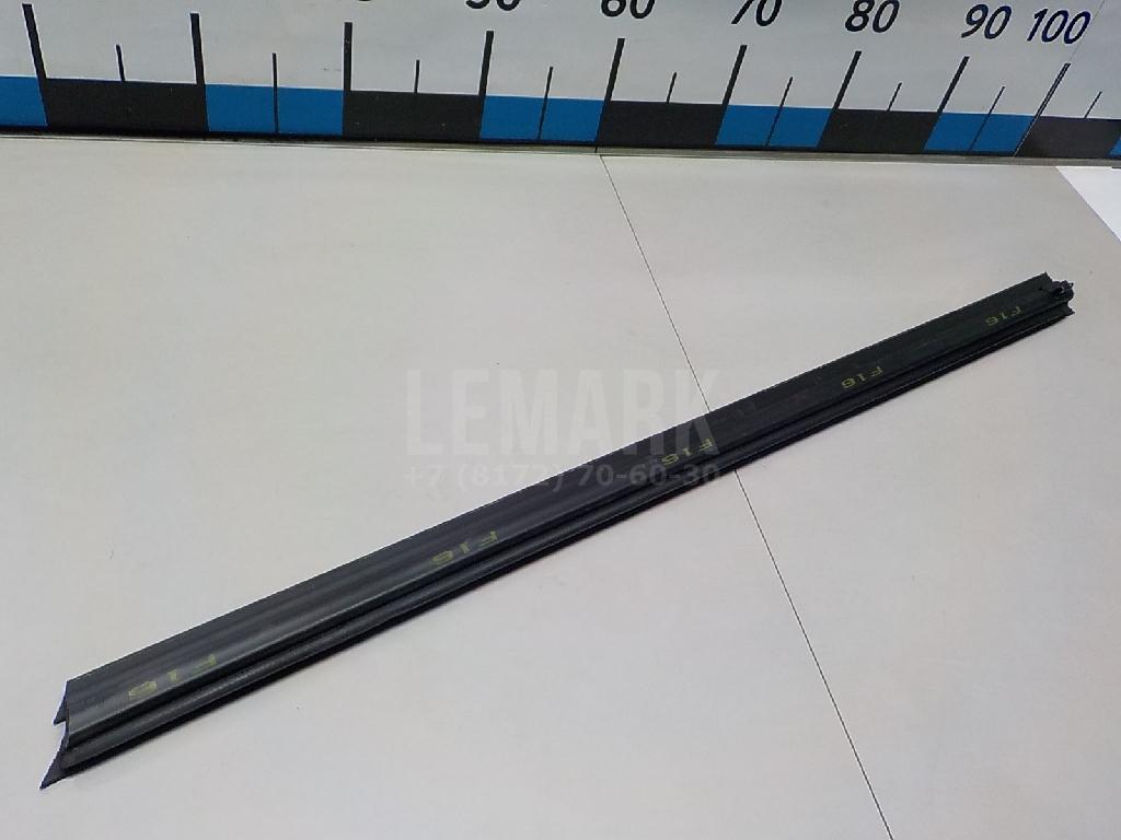 Накладка стекла переднего правого для  BMW i3 (I01) 2013-2022