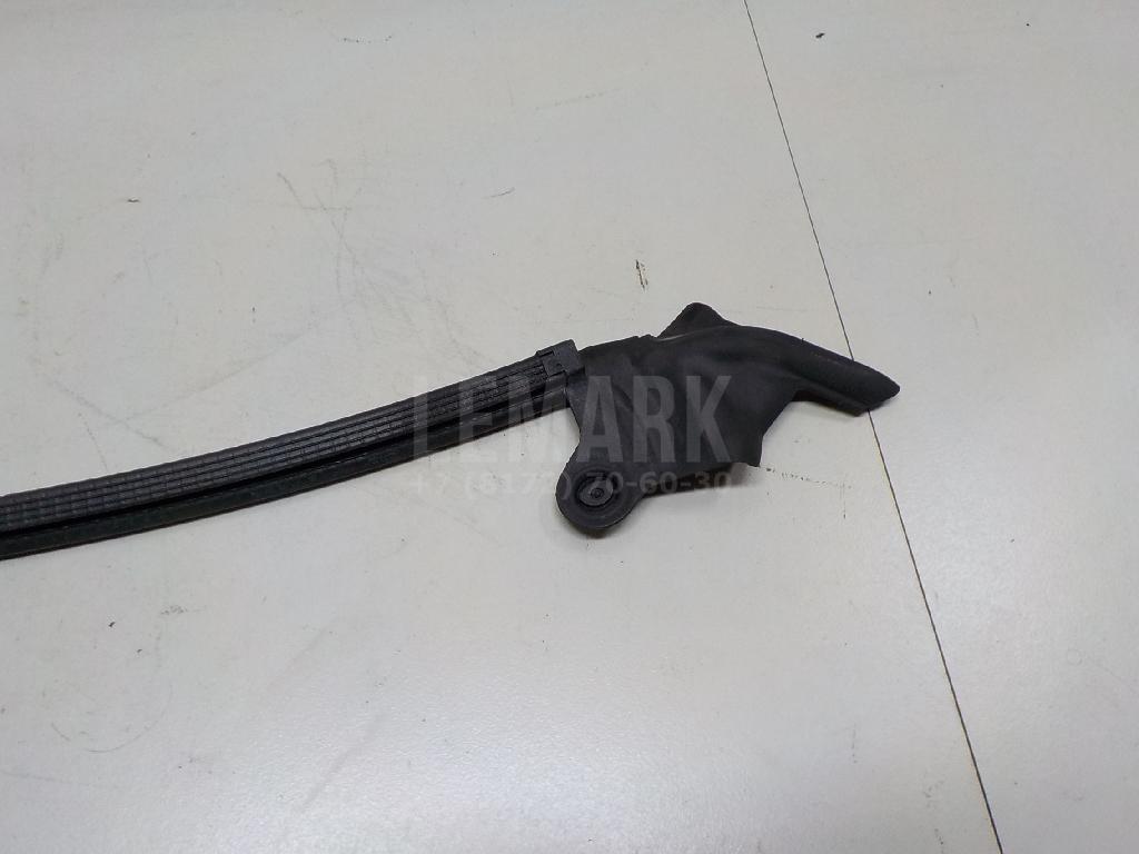 Уплотнитель стекла двери для  BMW Z4 E85/E86 2002-2008