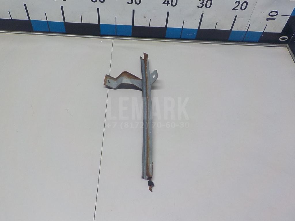 Направляющая стекла двери 80215JD000 Nissan